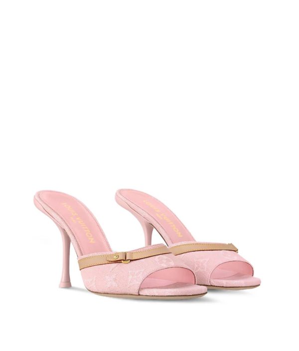 4edd3d63-2827-429b-ba24-0f355cefea15 Talons Rose fleurie