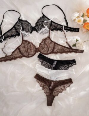 ENSEMBLE DE LINGERIE NOIRE , MARRON ET BLANC