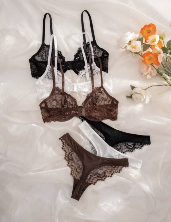 Screenshot ENSEMBLE DE LINGERIE NOIRE , MARRON ET BLANC